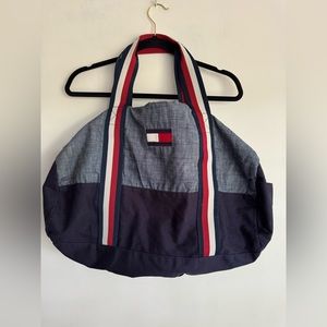 Tommy Hilfiger Red White‎ Blue Duffle Travel Gym Bag Sports Workout Bag